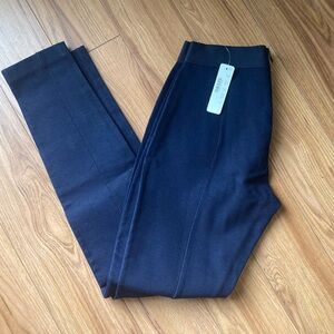 J. Crew Navy Skinny Pixie Pants with Back Zipper Size 4